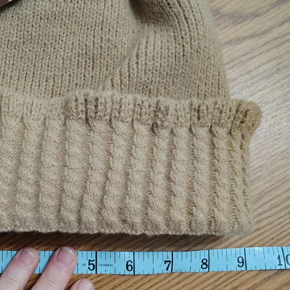 Womens Knit Pom-Pom Beanie‎ OS Tan Brown Fleece Lined Winter Ski Lodge Normcore